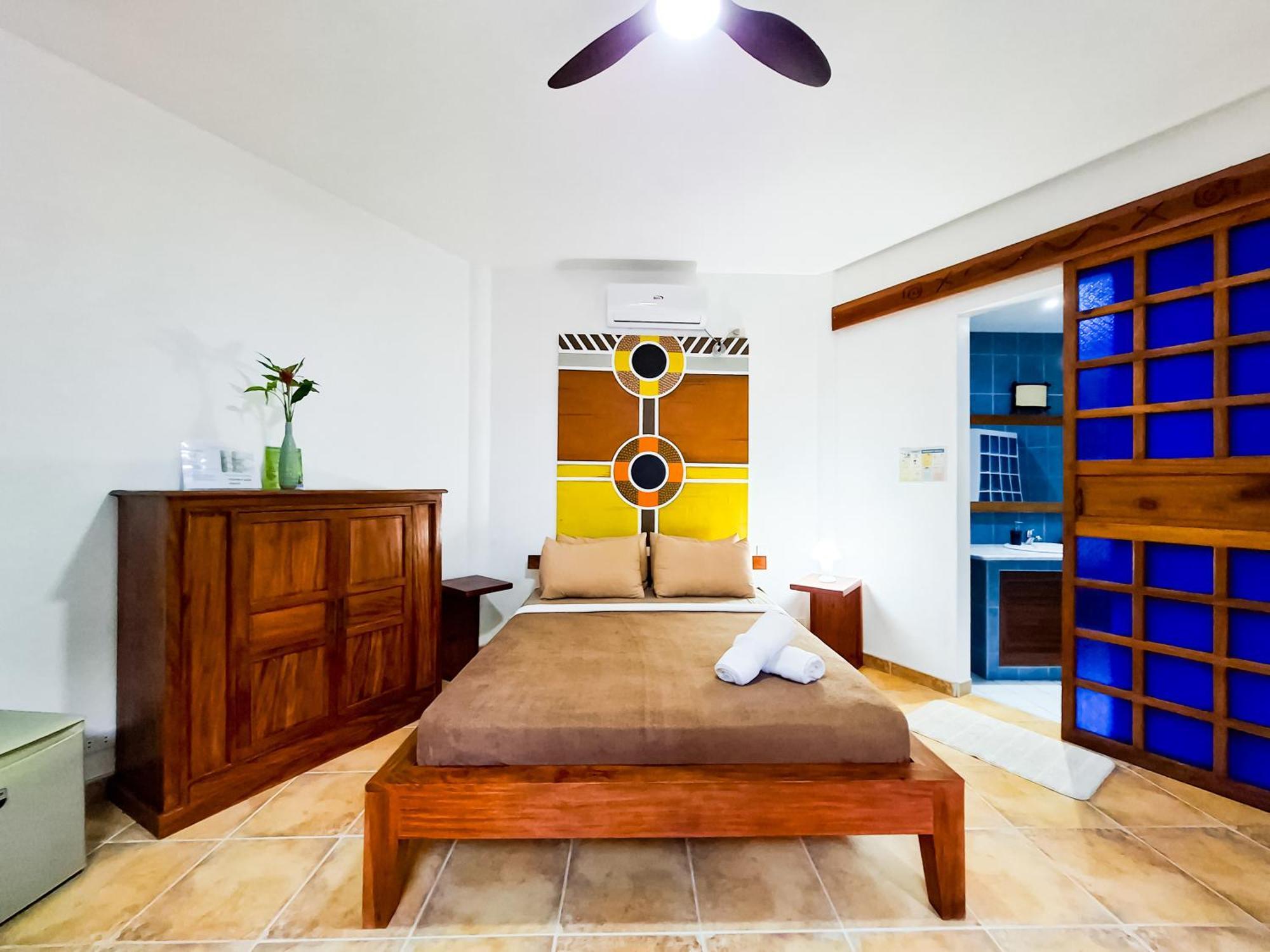 Aissatou Beach Resort Balabag  Екстериор снимка