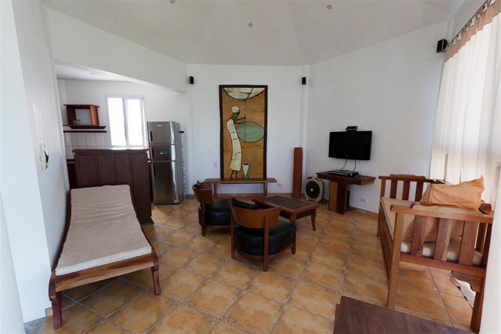 Aissatou Beach Resort Balabag  Екстериор снимка